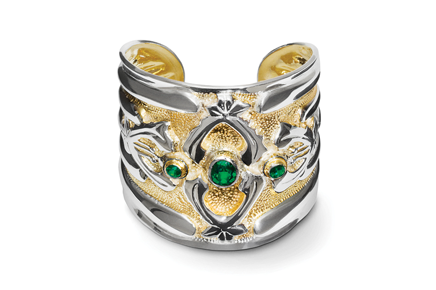 Galmer Silver Abbey Cuff with Green Topaz, photography by [ZeO].